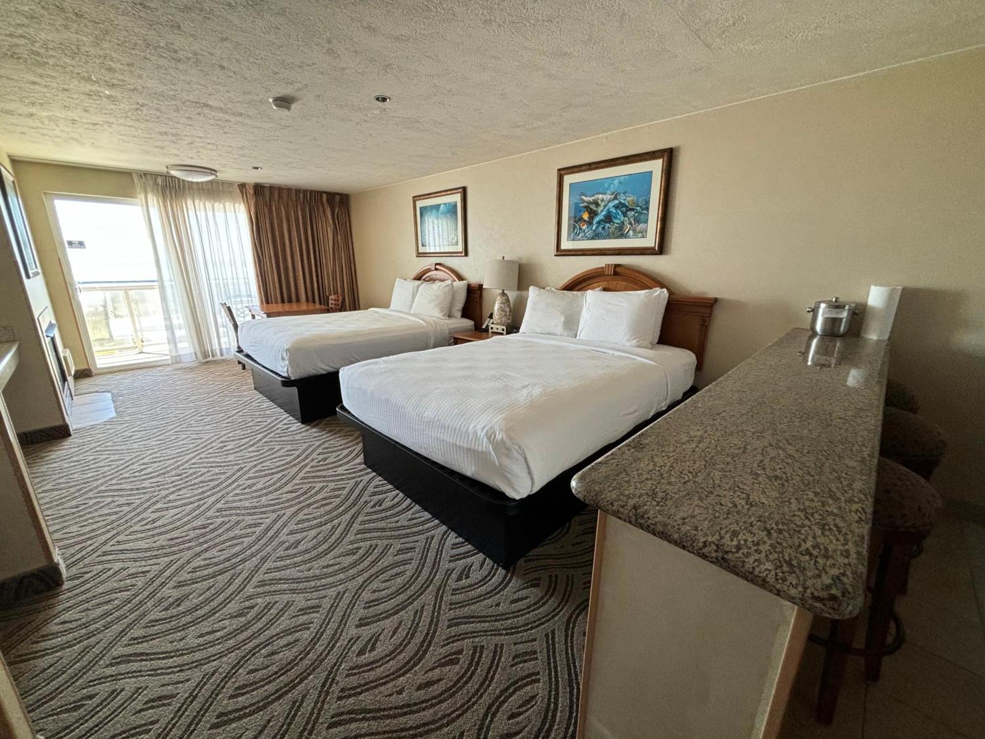 Promenade Inn & Suites Oceanfront Seaside Exterior foto